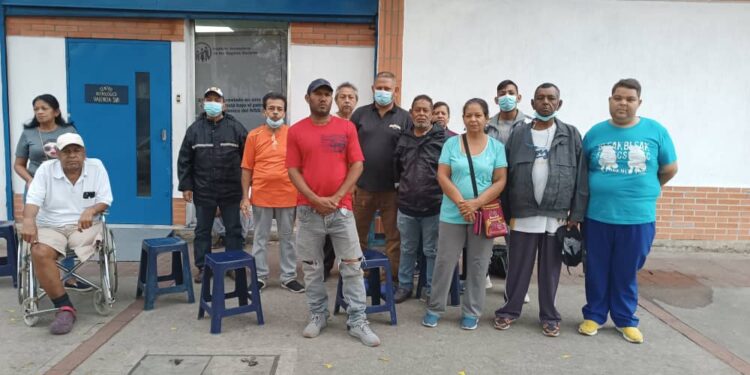 Más de 120 pacientes del Centro de Diálisis Valencia Sur afectados por falta de agua en el ente