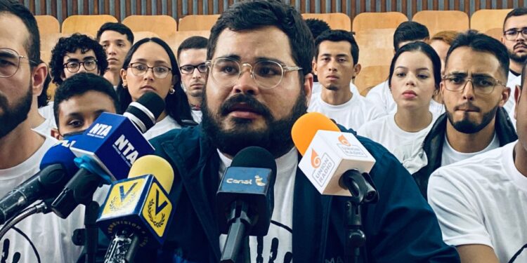 Universitarios exigen que diálogo internacional incluya garantías electorales para dos millones de jóvenes no inscritos en el RE