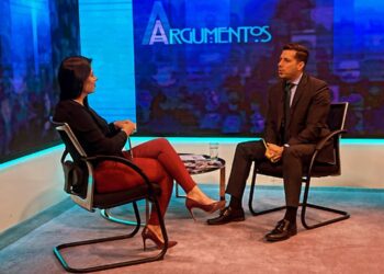 Eric Ondarroa exige a la ministra Yelitze Santaella que renuncie 