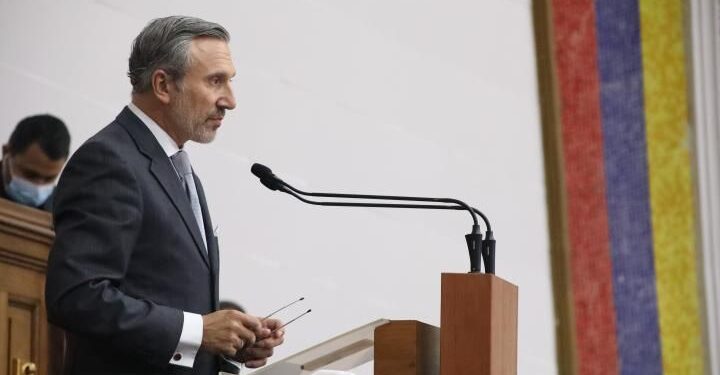 Diputado Pedro José Rojas responde ataque xenófobo de la presidente de Perú: «Sus declaraciones son ligeras e irresponsables»