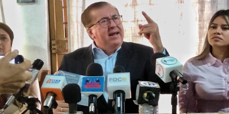 Pérez Vivas: Así nos metan preso a todos, la sociedad democrática debe enfrentar a Maduro en 2024