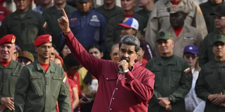 Maduro vuelve a asomar la posibilidad de adelantar elecciones presidenciales