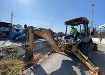 Alcaldía saneó más de mil 900 metros de caños en el sector Santa Inés de Valencia