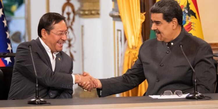 Maduro apuesta por una alianza para que Bolivia explote las reservas de gas venezolanas