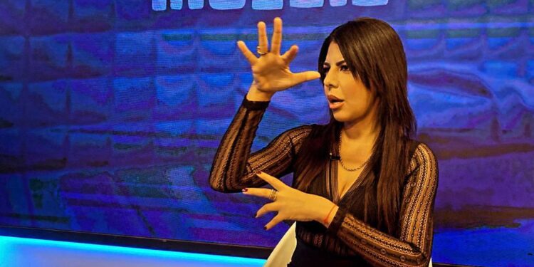 Indira Urbaneja: Oposición sigue sin ver luz en el túnel, el chavismo «está en una cuerda peligrosa» (video)