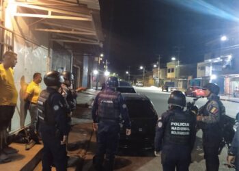 Vecinos de Bella Florida denuncian «competencia de sonidos» en la zona; pasaron dos noches sin poder dormir (video)