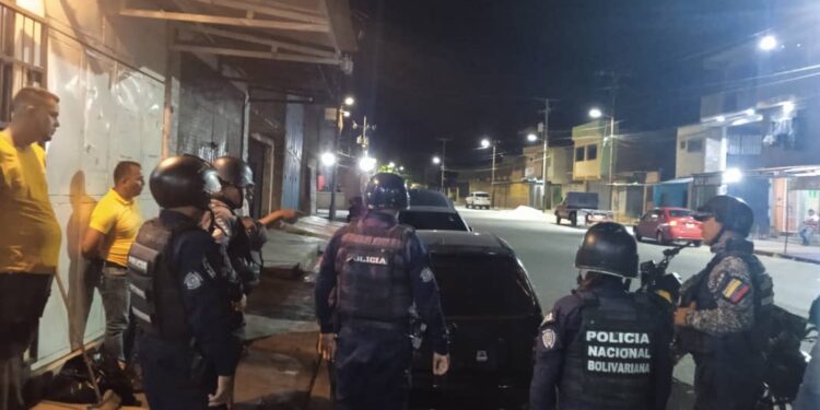 Vecinos de Bella Florida denuncian «competencia de sonidos» en la zona; pasaron dos noches sin poder dormir (video)