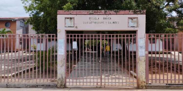Asaltan por quinta vez la Escuela Básica Luis Bethancourt y Galíndez
