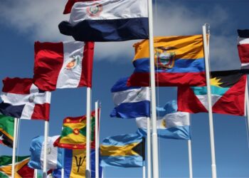 Políticos latinoamericanos evalúan en Caracas estrategias para la integración