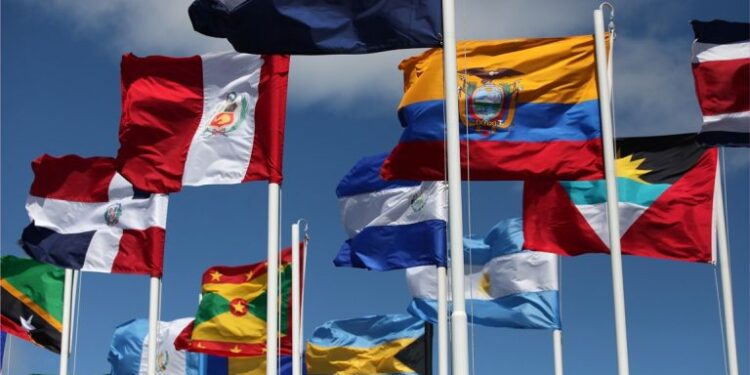 Políticos latinoamericanos evalúan en Caracas estrategias para la integración