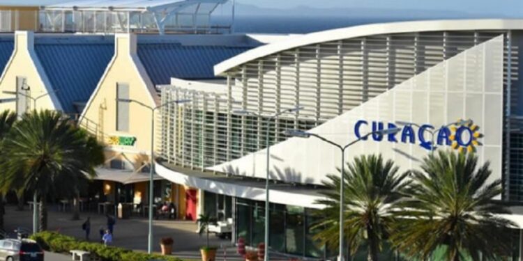 Curazao espera ansioso reapertura del tráfico aéreo con Venezuela tras cuatro años