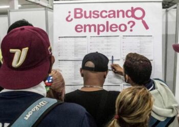 Datos de la ONU contradicen discurso criminalizador de Presidenta de Perú sobre migración venezolana