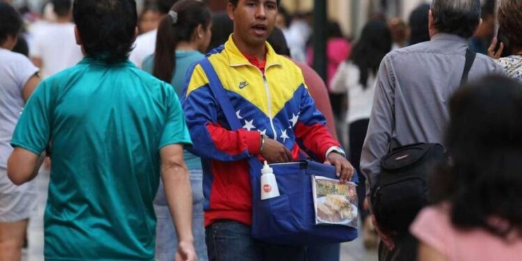 Plataforma Unitaria rechaza que Boluarte culpe a migrantes venezolanos de criminalidad en Perú