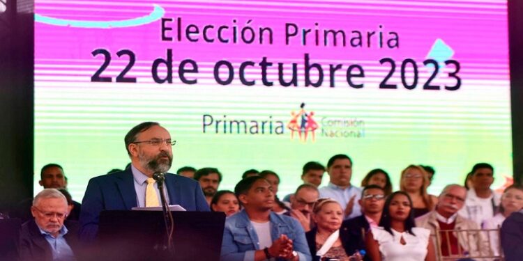 Reglamento propuesto por la Comisión Nacional de Primaria permitiría a 3 millones de venezolanos votar desde el exterior