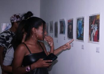 Con obras de 21 países fue inaugurada Exposición Artística en la UC