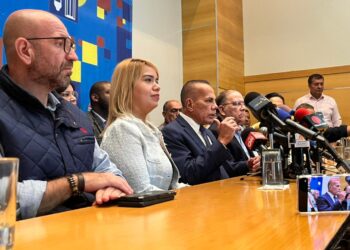 Manuel Rosales y Capriles Radonski apoyan participación del CNE en las primarias opositoras