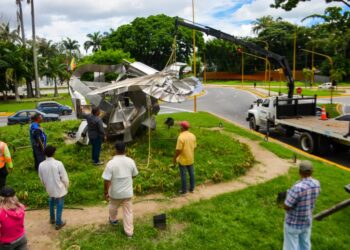 Desmontan icónica obra «La “Menina” para su restauración