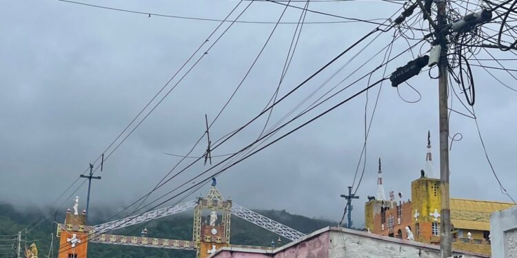 Persisten las fallas en servicio eléctrico por más de 25 horas en sectores de Naguanagua y Valencia