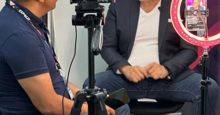 Venezuela presente en Expolit 2023 con los libros del escritor Abner Hurtado