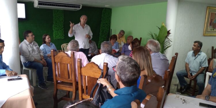 Junta Regional de Primaria de Carabobo se reunió con factores democráticos de la sociedad