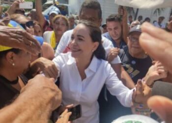 María Corina en Puerto Cabello: Los votos los contaremos nosotros