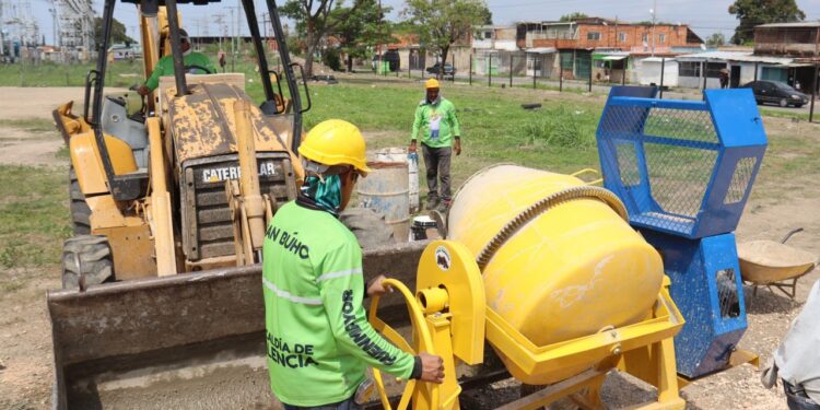 Alcaldía de Valencia avanza en la construcción del complejo deportivo Las Palmitas