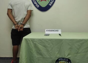 Polivalencia capturó a antisocial que hurtó teléfono celular a un septuagenario en un establecimiento comercial