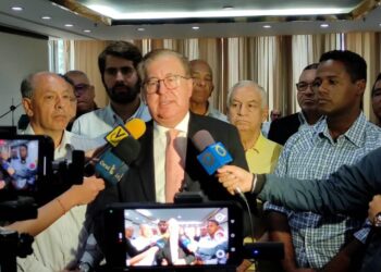 César Pérez Vivas presentó a la sociedad civil líneas programáticas del Gobierno de unidad que aspira encabezar en 2024