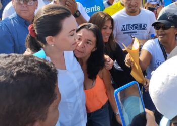 María Corina Machado en Naguanagua: «mucha gente está despertando porque ya no quieren más socialismo»