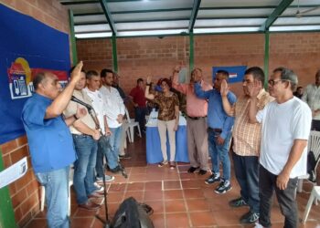 Juramentan a la Comisión Sindical y Gremial de UNT Naguanagua