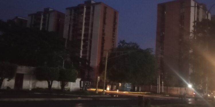 Gran apagón en varias zonas de Naguanagua