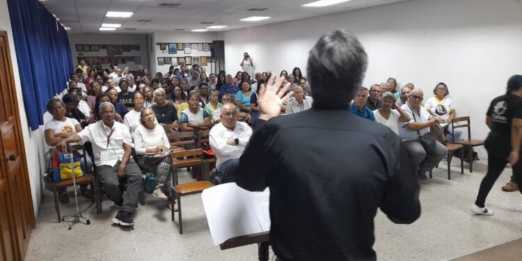 Visita Valencia el padre Andrés Ramos, secretario ejecutivo de la Escuela de Líderes Católicos de Madrid