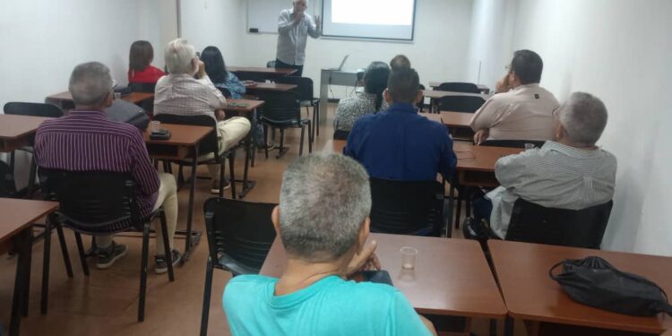 La plataforma «El País de Todos» realizó el primer encuentro regional con actores sociales y políticos