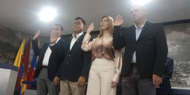 Ana Isabel Taboada al asumir la Presidencia de Fedecámaras Carabobo: «Pido sabiduría para enfrentar este nuevo reto»