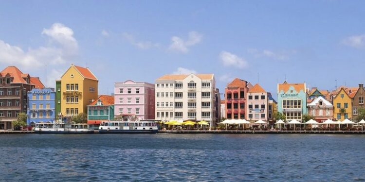 Venezuela reanuda el intercambio comercial con Aruba luego de cuatro años