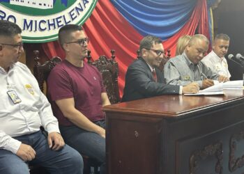 UAM firmó importante convenio con el Cicpc para que funcionarios puedan estudiar
