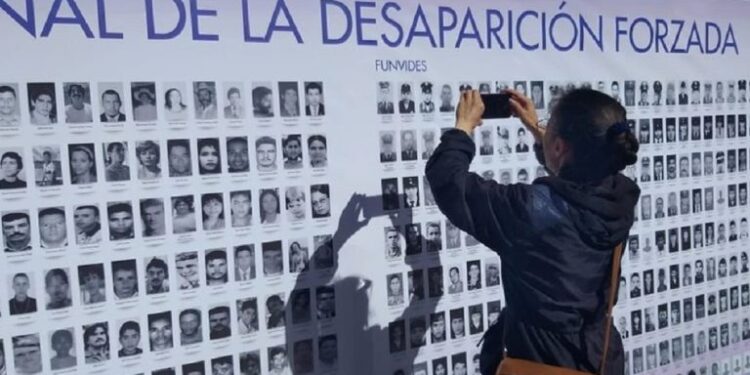 Colombia empieza a planear la búsqueda de desaparecidos enterrados en Venezuela