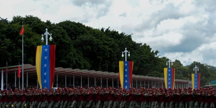 Maduro asegura que Venezuela está «consolidando» el poder militar