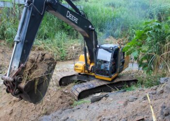 Alcaldía de Naguanagua ejecuta saneamiento del río El Retobo