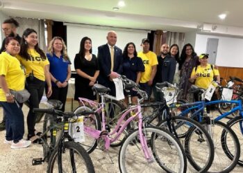 Neoyorquinos donan bicicletas para que inmigrantes puedan trabajar