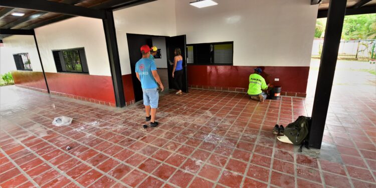 Casi listos los trabajos de reinauguración del Centro de Desarrollo Comunal de Bella Florida