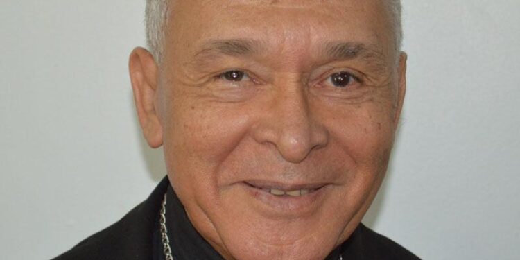 Papa Francisco nombra a monseñor carabobeño Diego Padrón como nuevo Cardenal de la Iglesia