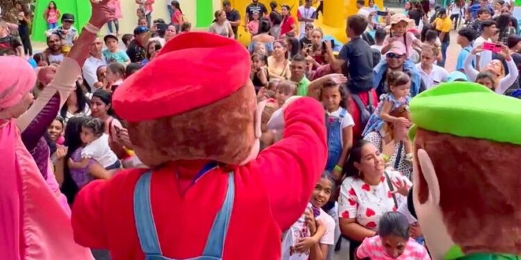 Más de 12 mil personas celebraron el Día del Niño en el ZooAquarium de Valencia