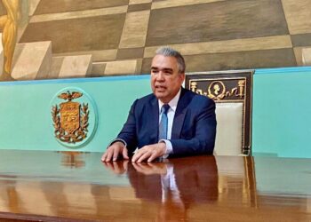 Luis Eduardo Martinez postula su candidatura presidencial en Acción Democrática