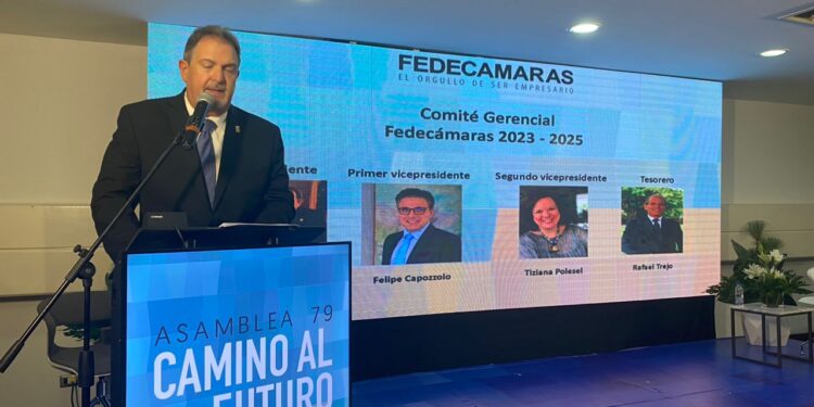 Adán Celis al jurar como nuevo presidente de Fedecámaras: «seguiremos tendiendo puentes» (video)