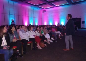 Facultad de Odontología UC y empresa privada desarrollaron exitoso Zarc4Endo CONGRESS Edición Venezuela