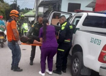 Al menos 10 muertos y 33 heridos en Colombia al caer un autobús por un precipicio
