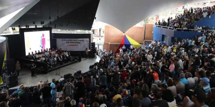 Oposición discute aspectos técnicos y operativos de las primarias