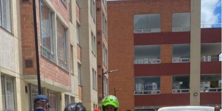 La joven venezolana que murió tras el sismo de Bogotá la habrían dejado encerrada por accidente