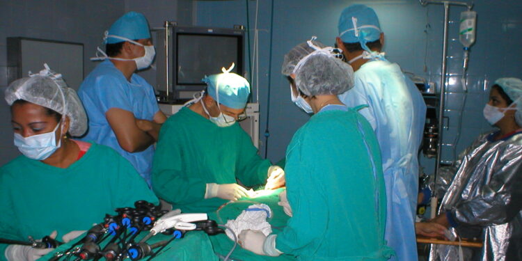 Rehabilitación precoz de operados de fémur es un gran avance médico